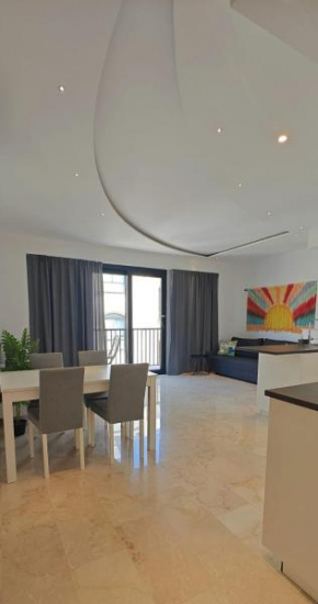 Luxury Garden view at Spinola Bay St Julians